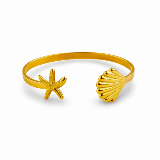 Goldene Sommermomente – Dein Seestern-Muschel-Armreif aus Edelstahl vergoldet