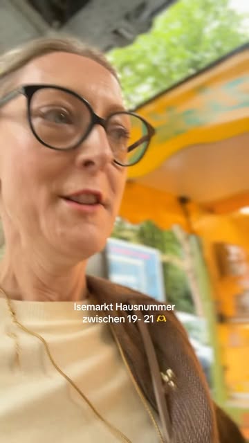 Instagram-Video von AKucharskiArt öffnen